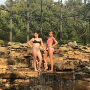 Meet your Posher, Abby